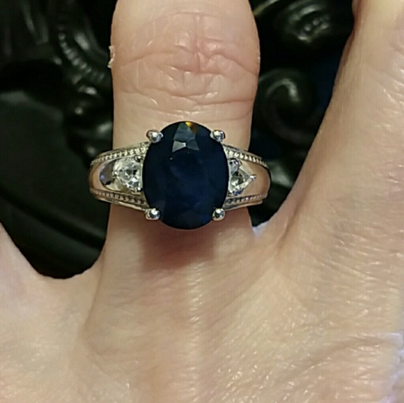 SAPPHIRE & TOPAZ RING - Picture 2 of 8